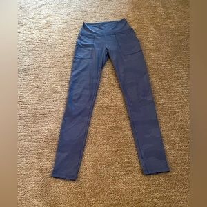Like-new condition Aerie leggings, size S long, great condition (worn twice)